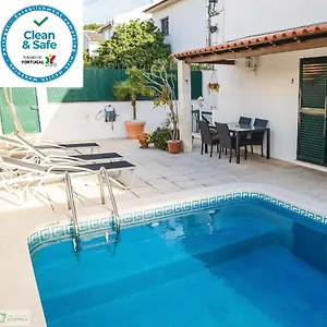  Hostel Help Yourself - Carcavelos Coast